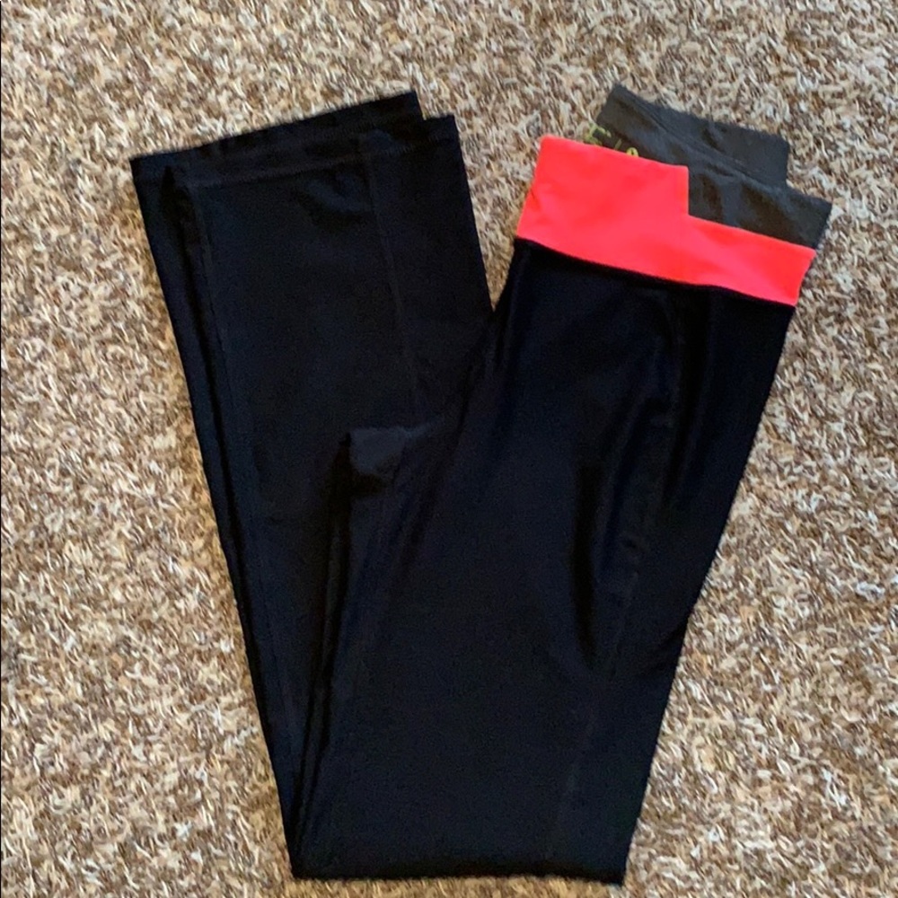 Xersion slim fit pants